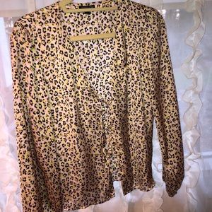 Leopard print top with ties in front